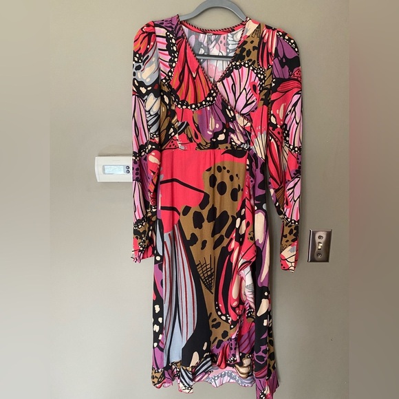 NWT BL^NK LONDON X ANTHROPOLOGIE Butterfly Faux Wrap Midi Dress Size Small - Picture 5 of 12